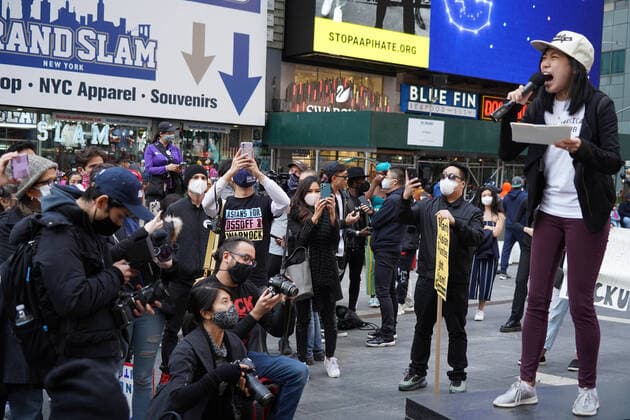 Bilder des Jahres 2021, News 04 April News Themen der Woche KW13 News Bilder des Tages April 4, 2021, New York, New York, USA: Anti Asian Hate Rally in Times Square, NYC.April 4, 2021.NYC. New York USA - ZUMAms4_ 20210404_zaf_ms4_039 Copyright: xSoniaxMoskowitzxGordonx