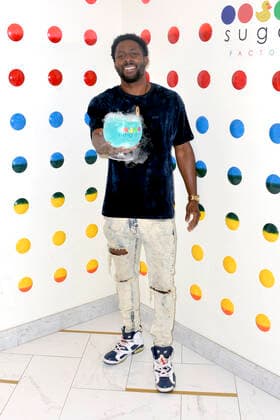 Derrick Henry beim Pre-Dinner von virtuellen Konzert von JNA in der Sugar Factory. Los Angeles, 05.04.2021
