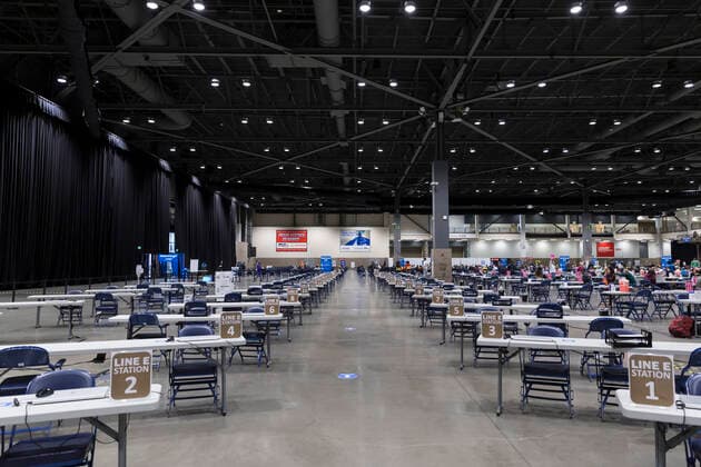 April 7, 2021, Seattle, Washington, USA: Empty stations stand ready for further expansion of COVID-19 vaccine administration at the Lumen Field Event Center in Seattle on Wednesday, April 7, 2021. The City of Seattle administered a record 7,615 doses of vaccine at the site on Wednesday. Seattle USA - ZUMAg235 20210407_zap_g235_009 Copyright: xPaulxChristianxGordonx