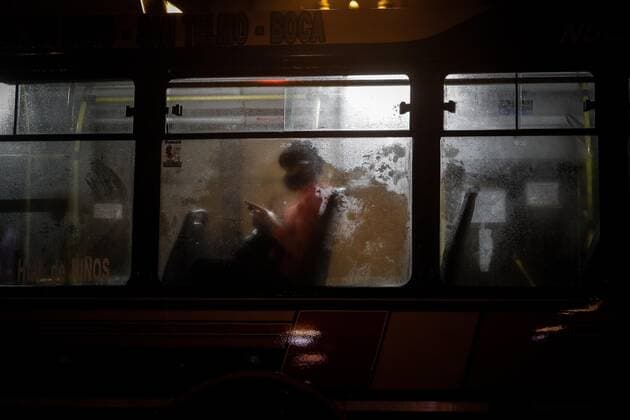 A person travels by bus, when a new stage of restrictions begins at the national level to stop the strong escalation of coronavirus infections, in Buenos Aires, Argentina, 09 April 2021. The restrictions include the prohibition of circulating between 12 and 6 in the morning, social activities in homes and the use of public transport for those who are not essential workers. New restrictions to avoid contagion of the coronavirus in Buenos Aires !ACHTUNG: NUR REDAKTIONELLE NUTZUNG!  Copyright: xJuanxIgnacioxRONCORONIx AME8545 20210409-637535511848863044
