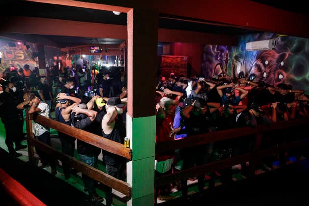 April 10, 2021, Sao Paulo, SP, Brazil: April 10, 2021, Sao Paulo, SP, Brazil: Sao Paulo s government task force did close a clandestine house party east zone of the city. A state decree prohibits non-essential services open during the Covid-19 outbreak fight. About 80 person was in local without protection mask. Sao Paulo Brazil - ZUMAc168 20210410_zap_c168_003 Copyright: xMarceloxChellox