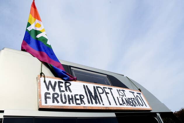 Auto Korso Gegen Lockdown Muenchen 10.04.21 Theresienwiese Muenchen