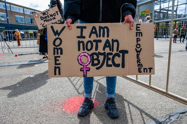Bilder des Jahres 2021, News 04 April News Themen der Woche KW14 News Bilder des Tages April 11, 2021, Tilburg, Netherlands: A protester holds a placard during the demonstration..After the tragic murder of Sarah Everard, vigils and demonstrations under the banner of a growing movement, Reclaim These Streets have been taking place around the UK. In The Netherlands, NoÃ«lle Zarges organized a demonstration to raise awareness for the safety of women on the streets and the meaning of equality and inclusion. Sexual violence and street harassment are also major problems in the Netherlands. During the demonstration some women in the audience took the microphone and shared their sexual assaults experience with the rest of the people attending the protest. Tilburg Netherlands - ZUMAs197 20210411_zaa_s197_225 Copyright: xAnaxFernandezx