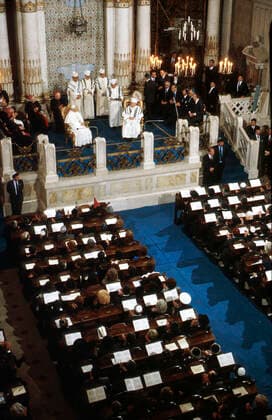 April 13, 1986: Pope John Paul II is welcomed by Great rabbin Elio TOAFF during his visit in the Synagogue of Rome, Italy.  Copyright: x GiancarloxGiuliani CPPx xIPAx x CatholicxPressxPhotox
