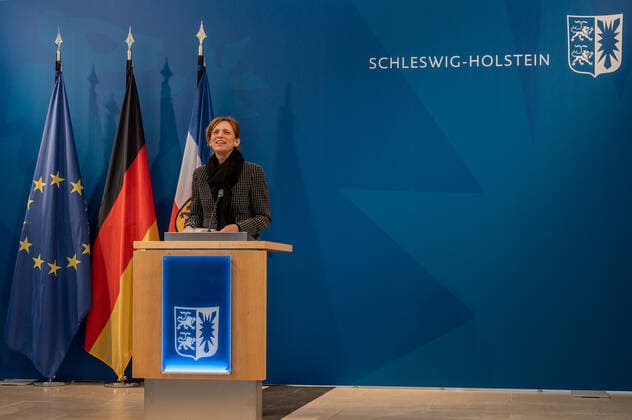 Kiel, 19. April 2021 Corona-Modellprojekte im Bereich Kultur und Sport starten ab 19. April 2021 in Schleswig-Holstein. Karin Prien, Kulturministerin des Landes Schleswig-Holstein und Sabine Sütterlin-Waack, Innenministerin des Landes Schleswig-Holstein stellen bei einer gemeinsamen Pressekonferenz im Landeshaus die verschiedenen Modellprojekte vor.