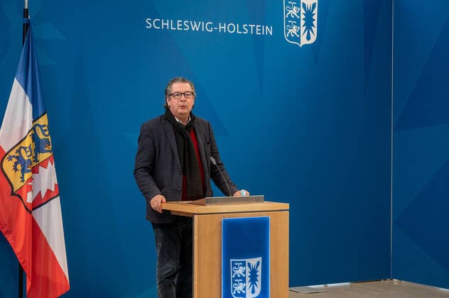 Kiel, 19. April 2021 Corona-Modellprojekte im Bereich Kultur und Sport starten ab 19. April 2021 in Schleswig-Holstein. Karin Prien, Kulturministerin des Landes Schleswig-Holstein und Sabine Sütterlin-Waack, Innenministerin des Landes Schleswig-Holstein stellen bei einer gemeinsamen Pressekonferenz im Landeshaus die verschiedenen Modellprojekte vor.