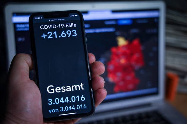 Coronavirus in Deutschland - Covid-19-Dashboard des Robert Koch-Institut 14.04.2021: Robert Koch-Institut: 7-Tage-Inzidenz 153,2. 7-Tage-Fallzahl 127.425. COVID-19-Fälle 3.044.016. Zugang um 21.693 gegenüber dem Vortag. COVID-19-Todesfälle 79.088. Zugang um 342 gegenüber dem Vortag. Information des RKI: Rund um die Osterfeiertage ist zu beachten, dass weniger Personen einen Arzt aufsuchen, weniger Proben genommen und weniger Laboruntersuchungen durchgeführt werden und damit weniger Erregernachweise an das RKI gemeldet werden.