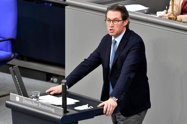 Andreas Scheuer in der 221. Sitzung des Deutschen Bundestages im Reichstagsgebäude. Berlin, 15.04.2021 *** Andreas Scheuer at the 221 session of the German Bundestag in the Reichstag building Berlin, 15 04 2021 Foto:xF.xKernx xFuturexImage