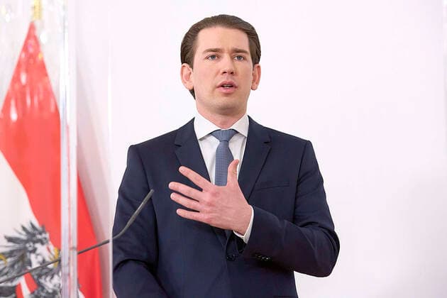 - Wien 16.04.2021 - Coronavirus-Krise - Nach den Gesprächen mit Experten, der Opposition und den Landeshauptleuten gab es am Nachmittag eine Pressekonferenz im Bundeskanzleramt. PHOTO: Bundeskanzler Sebastian Kurz (ÖVP) während der Pressekonferenz. Vienna (Austria) - After the talks with experts, the opposition and the governors, there was a press conference in the Federal Chancellery in the afternoon. PK nach Coronagesprächen