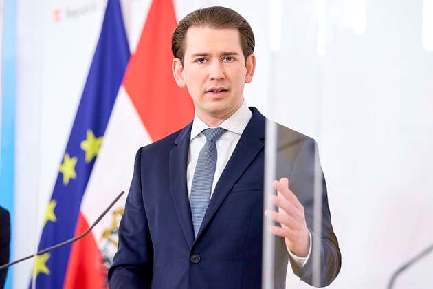 - Wien 16.04.2021 - Coronavirus-Krise - Nach den Gesprächen mit Experten, der Opposition und den Landeshauptleuten gab es am Nachmittag eine Pressekonferenz im Bundeskanzleramt. PHOTO: Bundeskanzler Sebastian Kurz (ÖVP) während der Pressekonferenz. Vienna (Austria) - After the talks with experts, the opposition and the governors, there was a press conference in the Federal Chancellery in the afternoon. PK nach Coronagesprächen