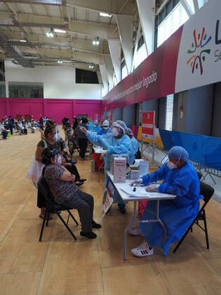 April 17, 2021, Lima, Lima, Peru: Elderly waiting to be inoculated with the Covid-19 vaccine in a sports center. The Peruvian Government enabled the sports venues of the Lima 2019 Pan American Games as vaccination centers. Lima Peru - ZUMAg240 20210417_zip_g240_002 Copyright: xCarlosxGarciaxGranthonx