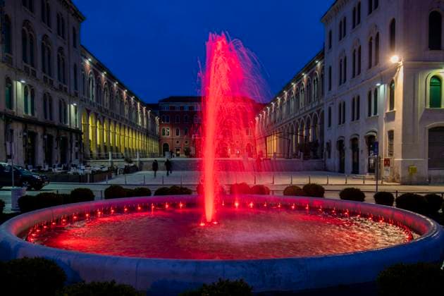 World Hemophilia Day - Croatia The fountains on waterfront in Split, Croatia colored in red on the occasion of marking the World Hemophilia Day on April 17, 2021. MiroslavxLelas PIXSELL