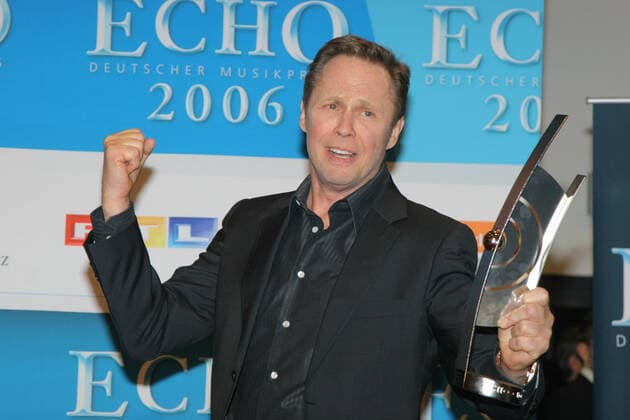 Echo Verleihung 12.03.2006 Saenger Peter Kraus, Preistraeger, bei der Verleihung der Echo-Awards, im Hotel Estrel, Sonnenallee 225, Berlin - 12.03.2006 -