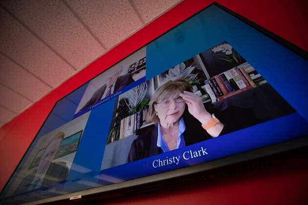 News Bilder des Tages April 20, 2021, Vancouver, BC, Canada: Seen on a livestream, former B.C. premier Christy Clark testifies remotely during the Cullen Commission into money laundering, in Vancouver, on Tuesday, April 20, 2021. Pictured with her on the live stream are Commissioner Austin Cullen and co-lead counsel Patrick McGowan. Vancouver Canada  - ZUMAc35_ 20210420_zaf_c35_056 Copyright: xDarrylxDyckx