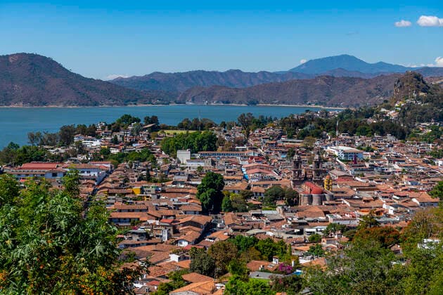 View over Valle de Bravo and Lake Avandaro, state of Mexico, Mexico, North America Copyright: MichaelxRunkel 1184-5561