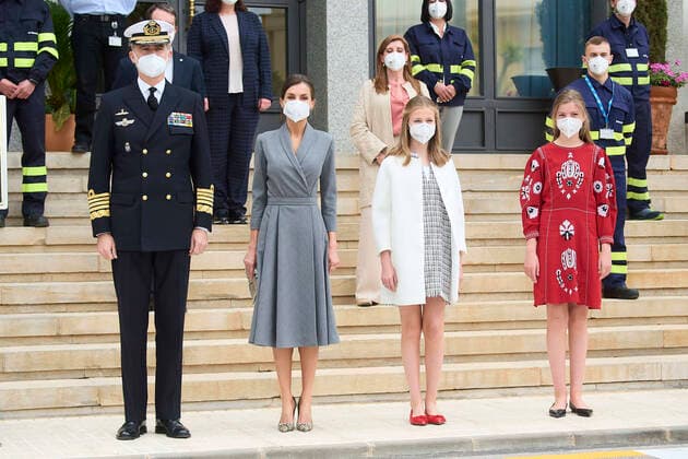 Bilder des Jahres 2021, Entertainment 04 April Entertainment Themen der Woche KW16 Entertainment Bilder des Tages 22-04-2021 Cartagena Queen Letizia and Princess Leonor and Princess Sofia and King Felipe at the floating ceremony of the new S-80 Spanish submarines at the port and naval city of Cartagena. No Spain Â  Copyright: xPPEx