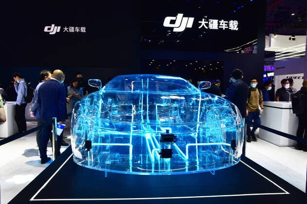 Bilder des Jahres 2021, News 04 April News Themen der Woche KW16 News Bilder des Tages SHANGHAI, CHINA - APRIL 21: A model car is on display at the DJI Automotive booth during the 19th Shanghai International Automobile Industry Exhibition (Auto Shanghai 2021) at National Exhibition and Convention Center (Shanghai) on April 21, 2021 in Shanghai, China.  Copyright: xVCGx CFP111326833642