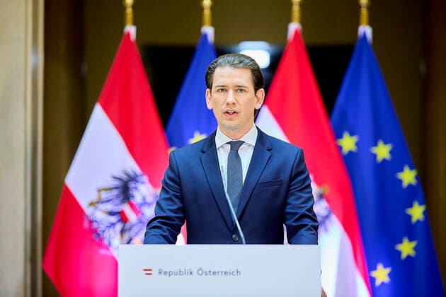 - Wien 23.04.2021 - Coronavirus-Krise - Nach neuerlichen Beratungen der Regierung mit der Opposition, Fachleuten, den Landeshauptleute nund den Sozialpartnern gab es am Nachmittag im Weltmuseum eine Pressekonferenz zur geplanten Öffnungstrategie im Mai. PHOTO: Bundeskanzler Sebastian Kurz (ÖVP) Vienna (Austria) - Coronavirus crisis - After renewed consultations between the government and the opposition, experts, the provincial governors and the social partners, there was a press conference in the Federal Chancellery in the afternoon on the planned opening strategy for May. Regierung verkündet Öffnungsstrategie