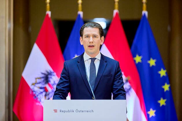 - Wien 23.04.2021 - Coronavirus-Krise - Nach neuerlichen Beratungen der Regierung mit der Opposition, Fachleuten, den Landeshauptleute nund den Sozialpartnern gab es am Nachmittag im Weltmuseum eine Pressekonferenz zur geplanten Öffnungstrategie im Mai. PHOTO: Bundeskanzler Sebastian Kurz (ÖVP) Vienna (Austria) - Coronavirus crisis - After renewed consultations between the government and the opposition, experts, the provincial governors and the social partners, there was a press conference in the Federal Chancellery in the afternoon on the planned opening strategy for May. Regierung verkündet Öffnungsstrategie