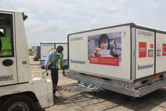 (210424) -- LOME, April 24, 2021 -- Boxes of Sinovac vaccine donnated by China are seen at the Gnassingbe Eyadema International Airport in Lome, Togo, April 23, 2021. The government of Togo received a batch of Sinovac vaccine donnated by China on Friday in support to its fight against COVID-19 as part of the cooperation between the two countries. (Photo by Xinhua) TOGO-LOME-COVID-19-SINOVAC-VACCINE Koffi 