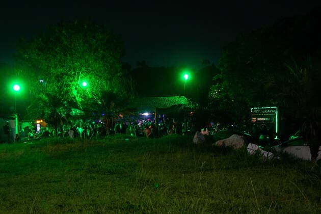 April 25, 2021, Sao Paulo, Sao Paulo, Brazil: Police officers dispersed an illegal and clandestine party in Carapicuiba (Sao Paulo) in the early hours of Sunday, 25. About 120 people were in place, most without a face shield, drinking and smoking hookah, disregarding the health conditions and failing to comply with the quarantine against Covid-19. Sao Paulo Brazil - ZUMAl146 20210425_zaf_l146_015 Copyright: xPauloxLopesx