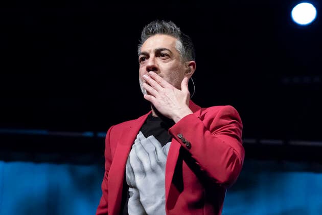 April 25, 2021, Madrid, Spain: The singer Jose Molinero, known as J. Molly from the heavy metal band Hamlet, seen performing at the Munos Seca theater in Madrid. Madrid Spain - ZUMAs197 20210425_zaa_s197_032 Copyright: xOscarxFuentesx