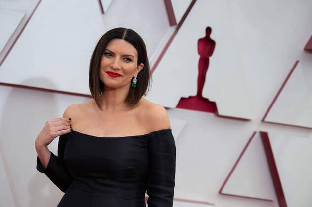 OscarÂ® nominee Laura Pausini arrives on the red carpet of The 93rd OscarsÂ® at Union Station in Los Angeles, CA on Sunday, April 25, 2021. Los Angeles CA USA  Copyright: xMattxPetitx 34135368THA