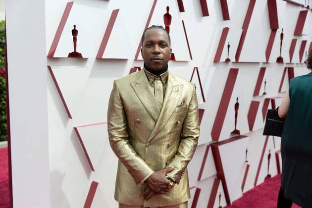 OscarÂ® nominee Leslie Odom, Jr. arrives on the red carpet of The 93rd OscarsÂ® at Union Station in Los Angeles, CA on Sunday, April 25, 2021. Los Angeles CA USA  Copyright: xMattxSaylesx 34135572THA