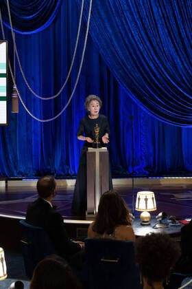 Yuh-Jung Youn accepts the Oscars for Actress in a Supporting Role during the live ABC Telecast of The 93rd Oscars at Union Station in Los Angeles, CA on Sunday, April 25, 2021. Los Angeles CA USA  Copyright: xToddxWawrychukx 34135943THA