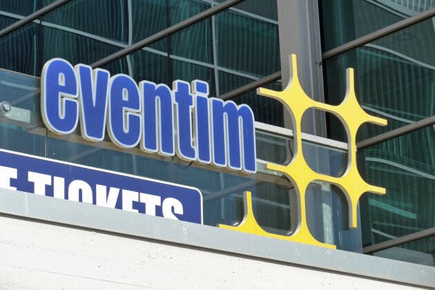 Der Ticketshop des Ticketvermarkters CTS Eventim in der ÖVB-Arena Bremen - wegen der Corona-Pandemie seit 2020 geschlossen.
