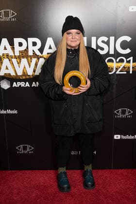 2021 APRA MUSIC AWARDS, Tones & I holds her award for ?Most Performed Pop Work? at The APRA Music Awards, in Sydney, Wednesday, April 28, 2021. ( NO ARCHIVING, EDITORIAL USE ONLY, NO USE IN BOOKS WITHOUT CONSENT SYDNEY NEW SOUTH WALES AUSTRALIA  Copyright: xJAMESxGOURLEYx 20210428001538225000