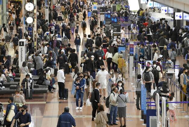 Golden Week holidays amid coronavirus pandemic A departure lobby for domestic flights at Tokyo s Haneda airport is crowded with people on April 29, 2021. Japan s Golden Week holiday period started the same day while the capital, along with Osaka area, remains in a coronavirus state of emergency. 