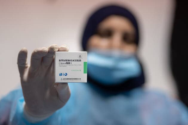 (210429) -- BETHLEHEM, April 29, 2021 -- A Palestinian medical worker shows Chinese Sinopharm COVID-19 vaccine at a medical center during a vaccination campaign in the West Bank city of Bethlehem, April 29, 2021. (Photo by Xinhua) MIDEAST-BETHLEHEM-COVID-19-CHINESE VACCINE LuayxSababa