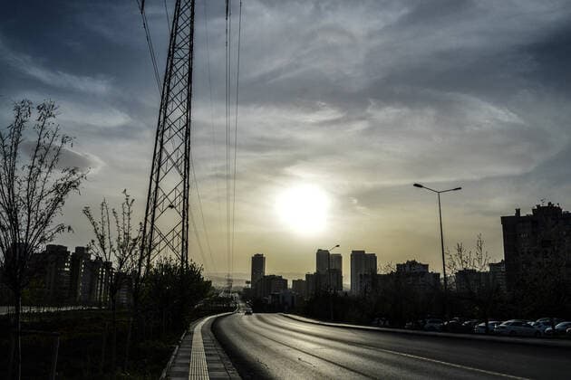 April 29, 2021, Ankara, Turkey: Streets become quieter during a full lockdown between April 29 and May 17 to stem the spread of coronavirus Ankara Turkey - ZUMAg241 20210429_zip_g241_010 Copyright: xAltanxGocherx
