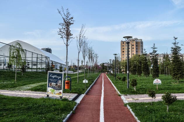 April 29, 2021, Ankara, Turkey: Parks become quieter during a full lockdown between April 29 and May 17 to stem the spread of coronavirus Ankara Turkey - ZUMAg241 20210429_zip_g241_014 Copyright: xAltanxGocherx