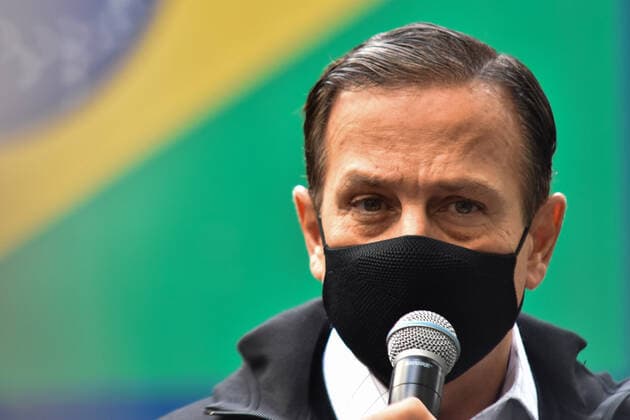 SÃO PAULO, SP - 30.04.2021: BUTANTAN ENTREGA VACINAS AO PNI - João Doria, (PSDB) Governor of São Paulo is monitoring the release of another 420 thousand doses of the Coronavac vaccine, from the Butantan Institute, against Covid-19 (Coronavirus) to the PNI (National Immunization Program) of the Ministry of Health, until now the Butantan has already delivered 42.05 million vaccines. This Friday, (30) at the Butantan Institute. x2059201x  RobertoxCasimiro