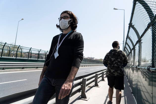 April 30, 2021, Istanbul, TUR: 17 days full lockdown officially began on Thursday evening but its impact was more evident on Friday. Two men walk at the Kadikoy district during the curfew which was imposed to prevent the spread of the coronavirus disease (COVID-19) in Istanbul, Turkey on April 30, 2021. Istanbul TUR - ZUMAz112 20210430_zip_z112_013 Copyright: xJasonxDeanx