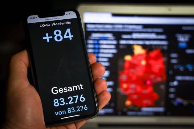 Coronavirus in Deutschland - Covid-19-Dashboard des Robert Koch-Institut 03.05.2021: Robert Koch-Institut: 7-Tage-Inzidenz 146,9. 7-Tage-Fallzahl 122.205. COVID-19-Fälle 3.425.982. Zugang um 9.160 gegenüber dem Vortag. COVID-19-Todesfälle 83.276. Zugang um 84 gegenüber dem Vortag.