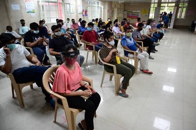 May 3, 2021, Prayagraj, Uttar Pradesh, India: Prayagraj: Youth rest after take a dose of the Covishield coronavirus vaccine, at Moti Lal Nehru Medical College in Allahabad on Monday, May 03, 2021 during the first day of India s vaccination drive to all adults. Prayagraj India - ZUMAv115 20210503_zap_v115_007 Copyright: xPrabhatxKumarxVermax