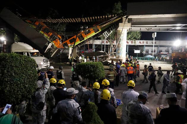 Mexico City s Subway Crash Rescuers carry out work to rescue the bodies of the victims who lost their lives in the accident of the subway of line 12 of Olivos station, due to the fact that the bridge structures collapsed and what had a result of 23 deaths and more than 79 wounded. **World Rights ** Mexico City Mexico Copyright: LuisxBarronx xEyepixxGroup