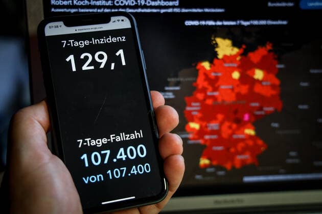 Coronavirus in Deutschland - Covid-19-Dashboard des Robert Koch-Institut 06.05.2021: Robert Koch-Institut: 7-Tage-Inzidenz 129,1. 7-Tage-Fallzahl 107.400. COVID-19-Fälle 3.473.503. Zugang um 21.953 gegenüber dem Vortag. COVID-19-Todesfälle 84.126. Zugang um 250 gegenüber dem Vortag.