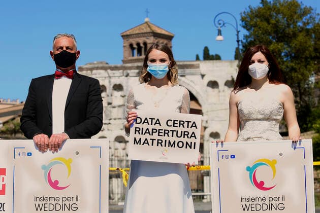 Demonstration of the workers in the field of weddings together with brides and grooms to ask for a certain reopening date for weddings. Rome (Italy), May 6th 2021 Photo Samantha Zucchi Insidefoto SamanthaxZucchi