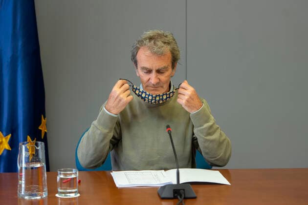 The director of the Center for Alerts and Health Emergencies (CAES), Fernando Simon on his arrival at a conference to report on the progress of the pandemic by COVID-19, May 6, 2021, in Madrid (Spain). The autonomous communities have notified Thursday to the Ministry of Health 7,960 new cases of COVID-19, 4,234 of them diagnosed in the last 24 hours. These figures are lower than the same day last week, when 10,143 positives were reported. 06 MAY 2021;PANDEMIC;HEALTH;CONTAGION;CORONAVIRUS LagenciaEP PRESS A.Ortega.POOL 05 06 2021 Madrid Madrid Spain Copyright: xLagenciaEPxPRESS A.Ortega.POOLx 3690623