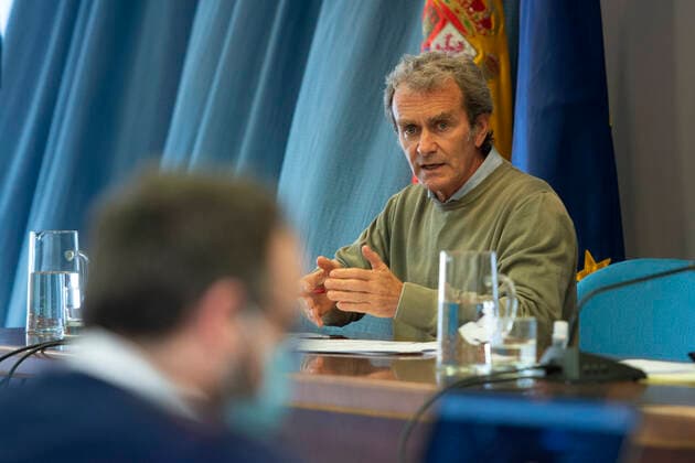 The director of the Center for Alerts and Health Emergencies (CAES), Fernando Simon during a conference to report on the progress of the pandemic by COVID-19, May 6, 2021, in Madrid (Spain). The autonomous communities have notified Thursday to the Ministry of Health 7,960 new cases of COVID-19, 4,234 of them diagnosed in the last 24 hours. These figures are lower than the same day last week, when 10,143 positives were reported. 06 MAY 2021;PANDEMIC;HEALTH;CONTAGION;CORONAVIRUS LagenciaEP PRESS A.Ortega.POOL 05 06 2021 Madrid Madrid Spain Copyright: xLagenciaEPxPRESS A.Ortega.POOLx 3690737