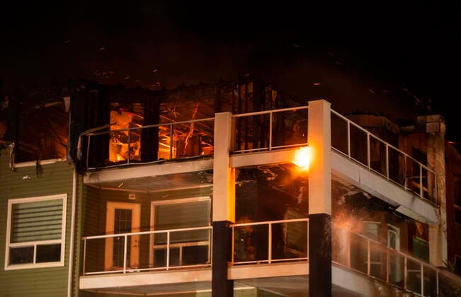May 6, 2021, EDMONTON, ab, Canada: Firefighters battle a blaze at Citadel Mews retirement home in St. Albert, Alta. on Thursday, May 6, 2021. The home has been evacuated and it is unknown if there are any injuries at this time. EDMONTON Canada  - ZUMAc35_ 20210506_zaf_c35_177 Copyright: xJasonxFransonx