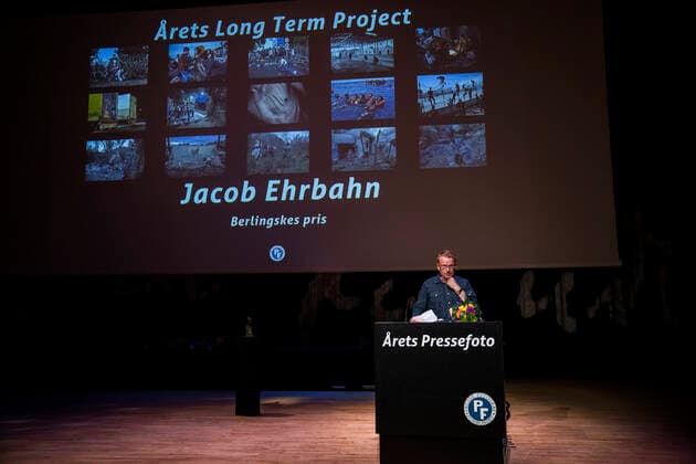 Jacob Erhban vinder prisen AArets Long Term Project. Vinderne af AArets Pressefoto offentliggoeres Prisoverraekkelsen finder sted i Den Sorte Diamant i Koebenhavn fredag den 7. maj 2021. , Denmark Copyright: MartinxSylvestx cop102 spdk20210507-170003-L