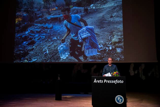 Jacob Erhban vinder prisen AArets Long Term Project. Vinderne af AArets Pressefoto offentliggoeres Prisoverraekkelsen finder sted i Den Sorte Diamant i Koebenhavn fredag den 7. maj 2021. , Denmark Copyright: MartinxSylvestx cop102 spdk20210507-170019-L