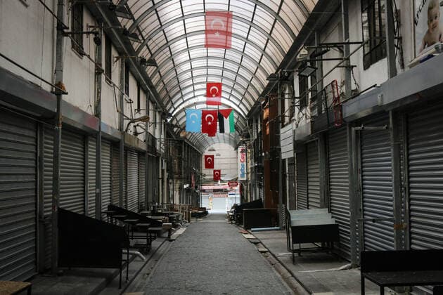 May 7, 2021, Istanbul, Turkey: Shops on an empty street are pictured closed during the lockdown..The Turkish government has approved full closure, which will last until May 17, to reduce rising coronavirus cases. Istanbul Turkey - ZUMAs197 20210507_zaa_s197_089 Copyright: xHakanxAkgunx