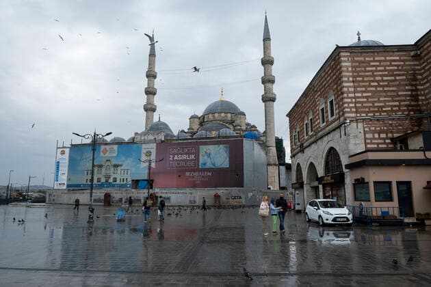 Lockdown In Istanbul The empty streets in Istanbul, Turkey seen on May 8, 2021. amid the coronavirus lockdown. Turkey imposed a curfew which started on April 29 and will end on May 17. Istanbul Turkey kaboglu-notitle210508_npxYg  Copyright: xResulxKaboglux