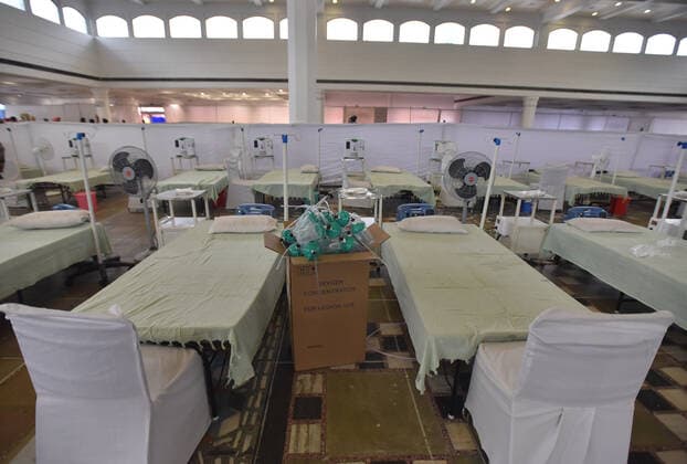 NEW DELHI, INDIA - MAY 9: A view of opening of 300 beds Sri Guru Tegh Bahadur Covid Care Centre for coronavirus patients at Bhai Lakhi Shah Vanjra Hall, Gurdwara Rakab Ganj Sahib, on May 9, 2021 in New Delhi, India. The facility will provide free of cost medication, ambulance service, oxygen cylinders and concentrators, for the Covid-19 patients. (Photo by Sonu Mehta Hindustan Times ) Covid Care Facility At Gurdwara Rakab Ganj Sahib